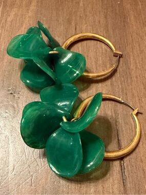 Sézane Green Flora Hoop Earrings w/ BONUS Sézane Oversized Gingham Scrunchie